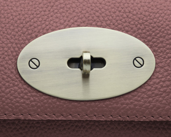 Женская сумка модель DELICE Артикул: B00232 (lavanda) Цена: 3 780 руб.
